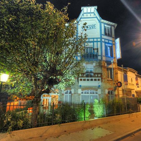 Hotel Le Saint Pierre, La Baule エクステリア 写真